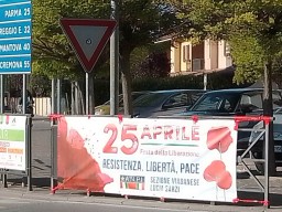 Striscione 25 Aprile Viadana